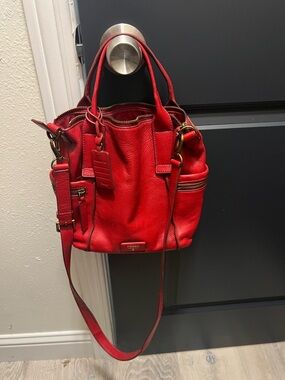 Fossil Red Pebbled Leather Shoulder Bag with Gold Hardware